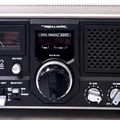 "Realistic" DX-302 Communications Receiver