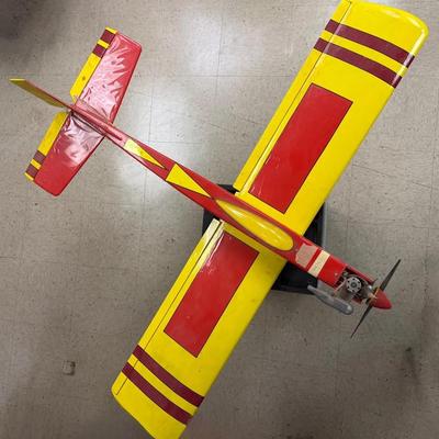 RC Airplane Powered By Gas/Nitro Engine