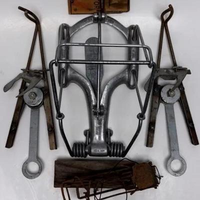 Nash Choker Loop Mole Trap and More