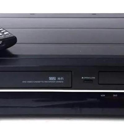 "Toshiba" DVR670KU VCR Player and DVD Recorder 