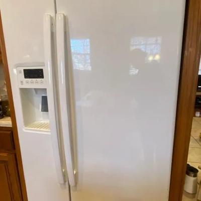 Crosley Refrigerator 