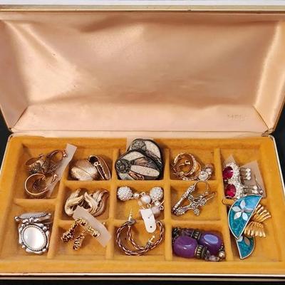 Earring Box