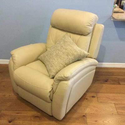 Biege Cream Leather Electric Recliner With Pillow
