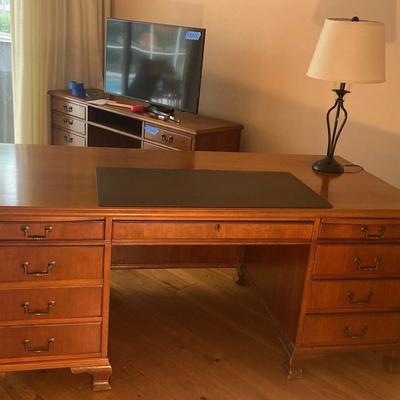 Vintage Pedestal Desk With Rhodes Lamp