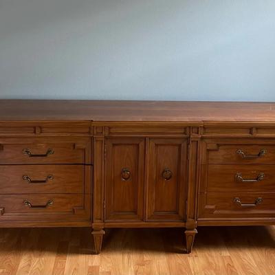 Thomasville French Regency Long Dresser