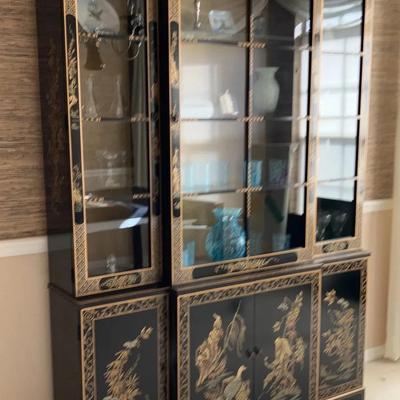 Drexel Heritage Chinioserie Black Lacquer and Gilit China Cabinet