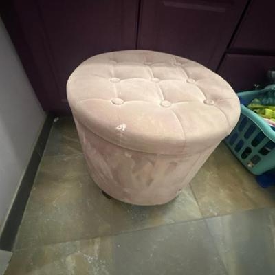 Storage ottoman/stool