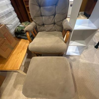 Rocking chair with ottoman