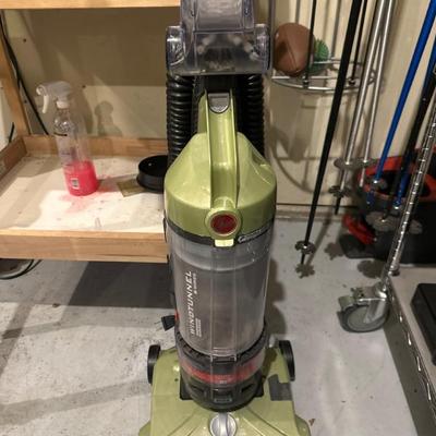 Hoover WindTunnel vacuum