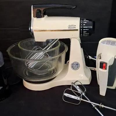 Sunbeam Mixmaster, GE Hand Mixer & Mr. Coffee Grinder Small Appliance Collection