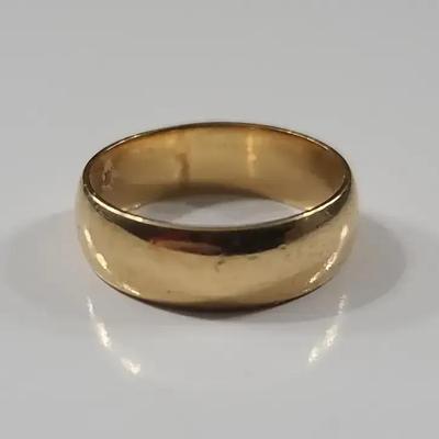 18K Gold Band Ring, Size 7