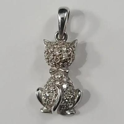 14K White Gold Diamond Cat Pendant