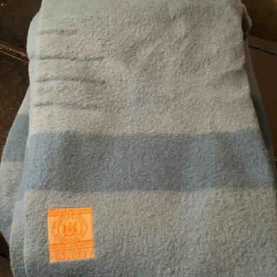 Vintage hudson bay four point blanket blue
