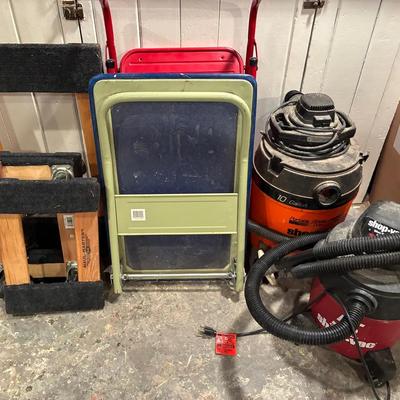 Shop vac moving carts