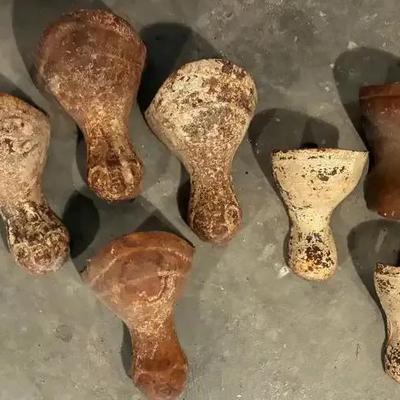 Cast iron bathtub feet