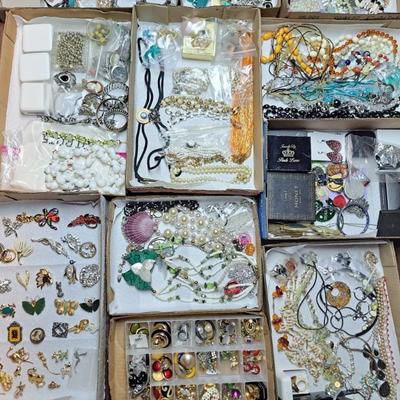 Sale Photo Thumbnail #114