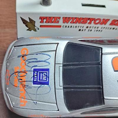 Sale Photo Thumbnail #126