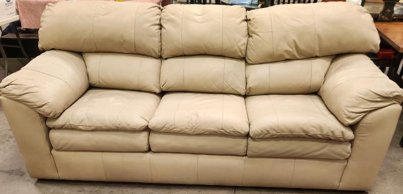 Sale Photo Thumbnail #46