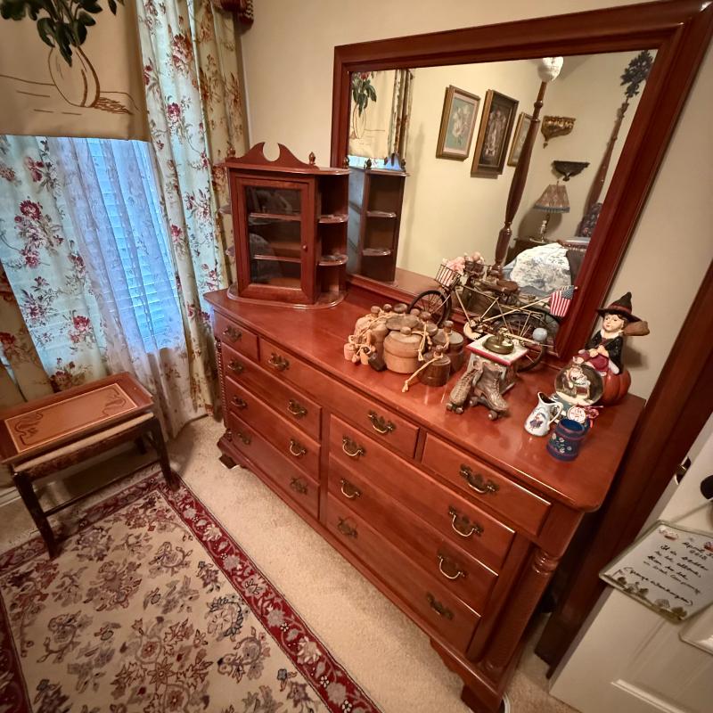 Sale Photo Thumbnail #253