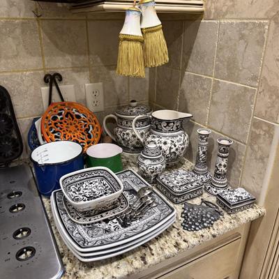 Sale Photo Thumbnail #172