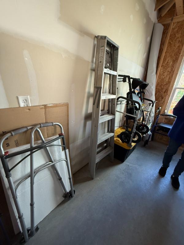 Sale Photo Thumbnail #14