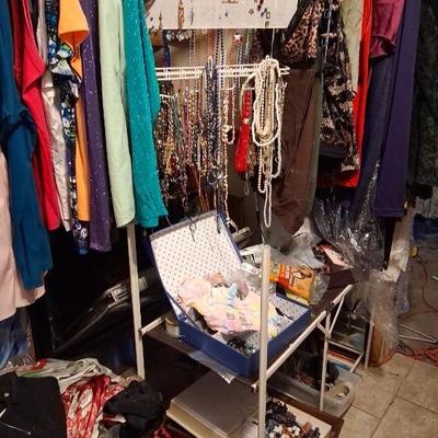 Sale Photo Thumbnail #4