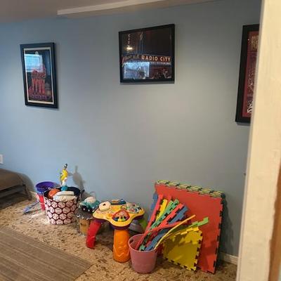 Sale Photo Thumbnail #186