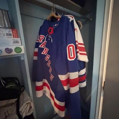 Sale Photo Thumbnail #102