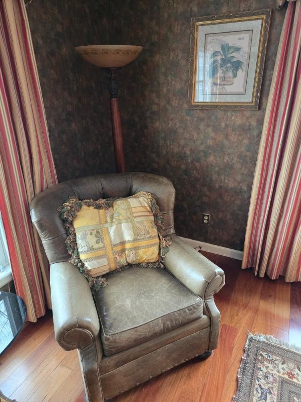 Sale Photo Thumbnail #115