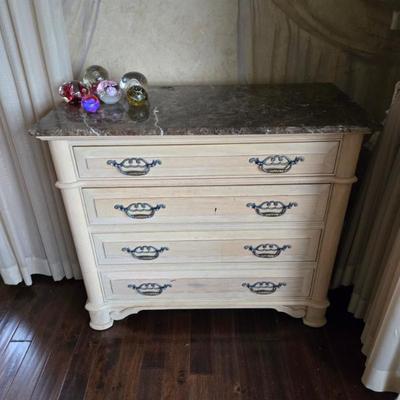 Sale Photo Thumbnail #102