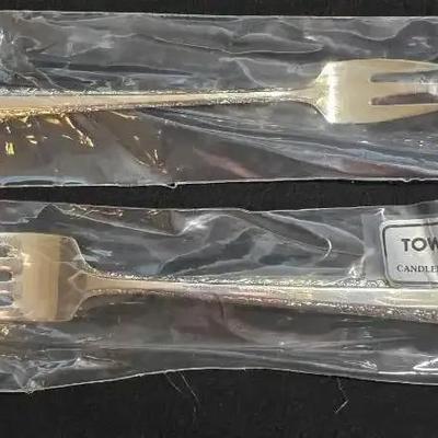 2 New/Sealed Sterling Silver Towle Brand Candlelight Pattern Forks, 80 Grams