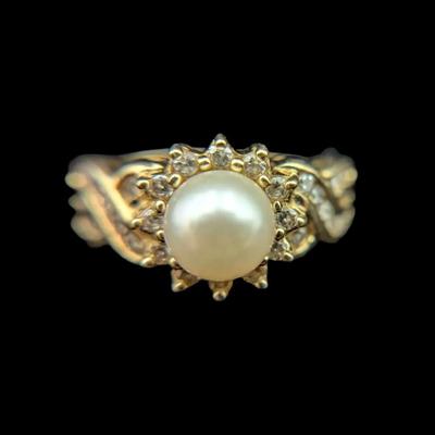 14K Yellow Gold Pearl & Diamond Ring, NAGL #1226091