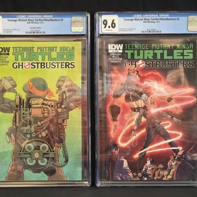 2 CGC Graded Comics Teenage Mutant Ninja Turtles Ghostbusters, 9.6 Grade