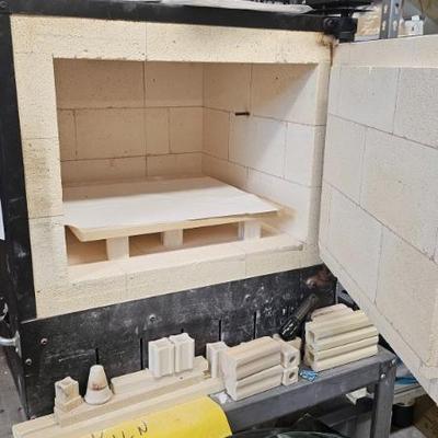 Sale Photo Thumbnail #14