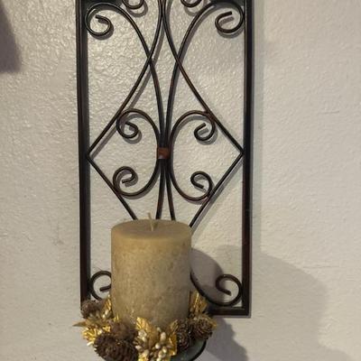 Wall sconce