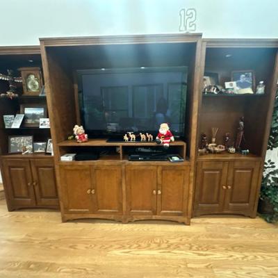 Entertainment center (separate pieces)