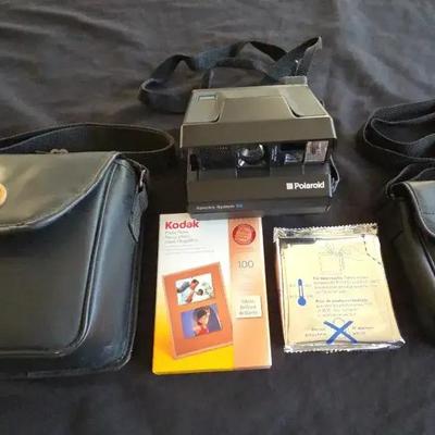 Polaroid Spectra System SE Camera Set, featuring Carrying Cases & Film
