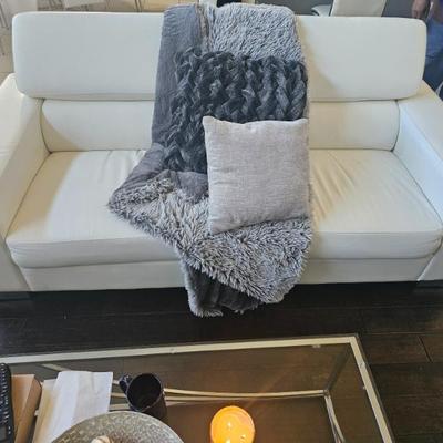 Sale Photo Thumbnail #50