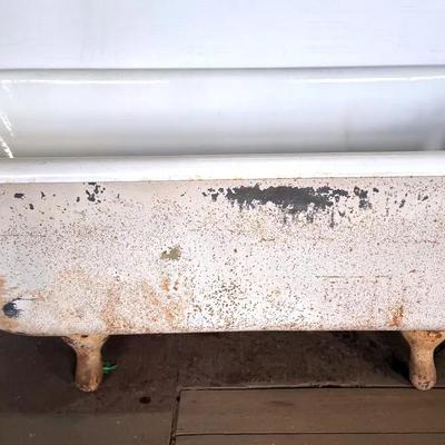 Vintage Cast Iron & Porcelain Claw Foot Bathtub