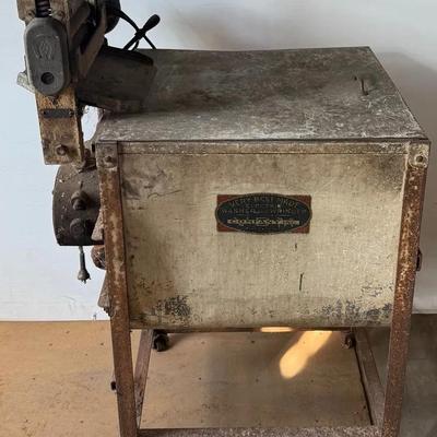 Very Best Made (VBM) Electric Washer & Wringer, Vintage Chicago IL Appliance