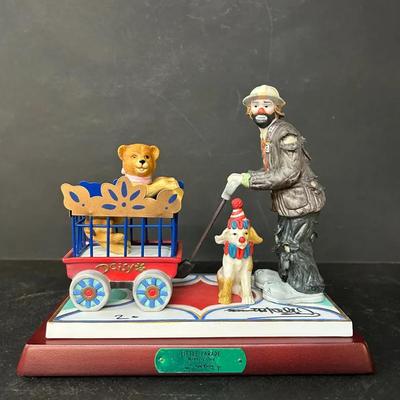 Emmett Kelly Jr “Little Parade” Members Only Porcelain Figural Group