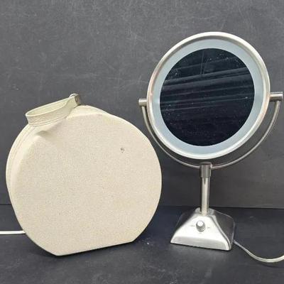 Universal Handy- Hannah Deluxe Vintage Hair/Nail Dryer With Lighted Mirror