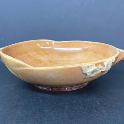 Vintage Roseville Pottery #226 8” Wincraft Bowl