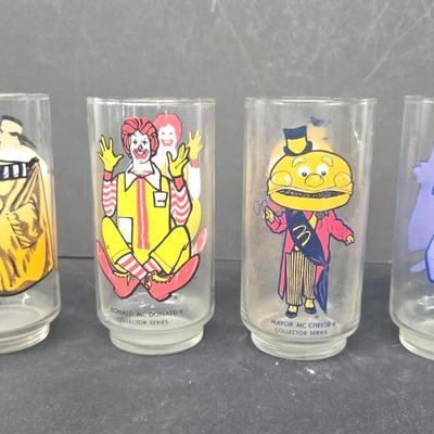 1977 McDonald's Collector Series Drinking Glasses 5.5" Tall 