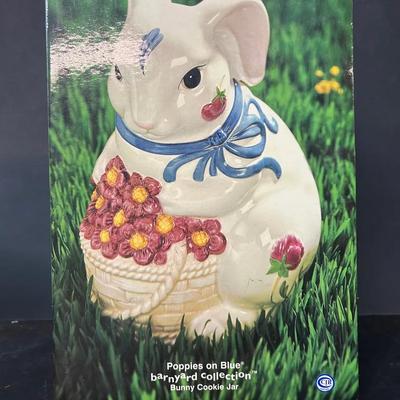 Lenox Barnyard Collection Poppies On Blue Bunny Cookie Jar (2 of 2)