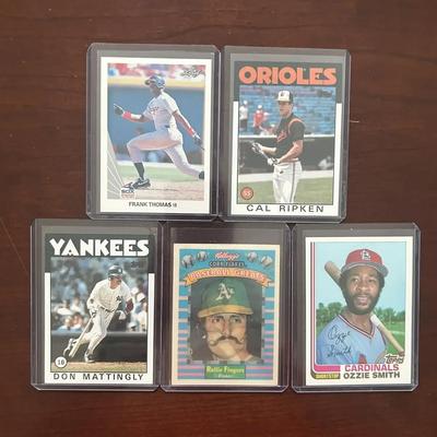 Vintage Baseball Cards. Ozzie Smith Topps Traded, Frank Thomas Rookie, and More