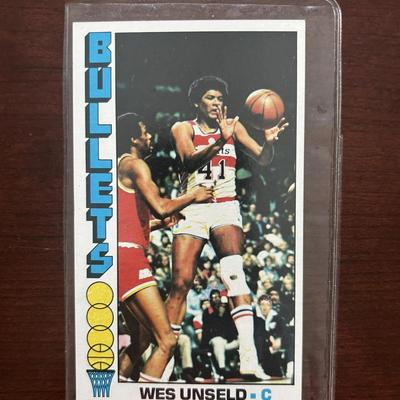 1976 Topps Basketball Card. Wes Unseld Washington Bullets. Card #5