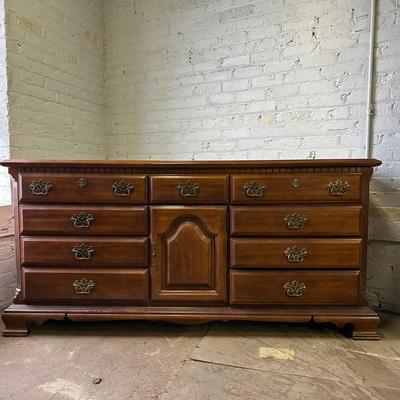Sumter Furniture Federal / Chippendale Style Fruitwood Sideboard