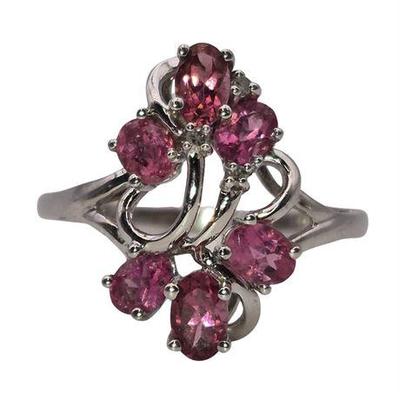 10K White Gold Pink Sapphire Ring