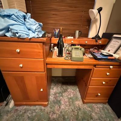 Desk - closed drawer